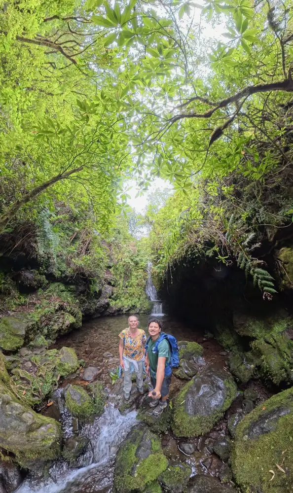 Poço das Pulgas stream and rocky canyon